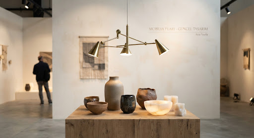 Lighting & Accessories furniture
